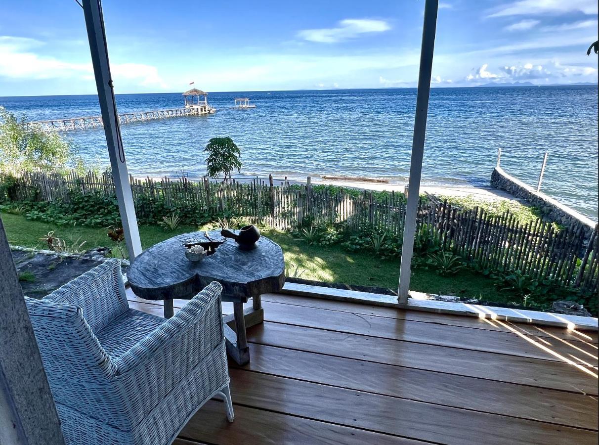 Sanctum Una Una Eco Dive Resort Pulau Unauna Exteriör bild