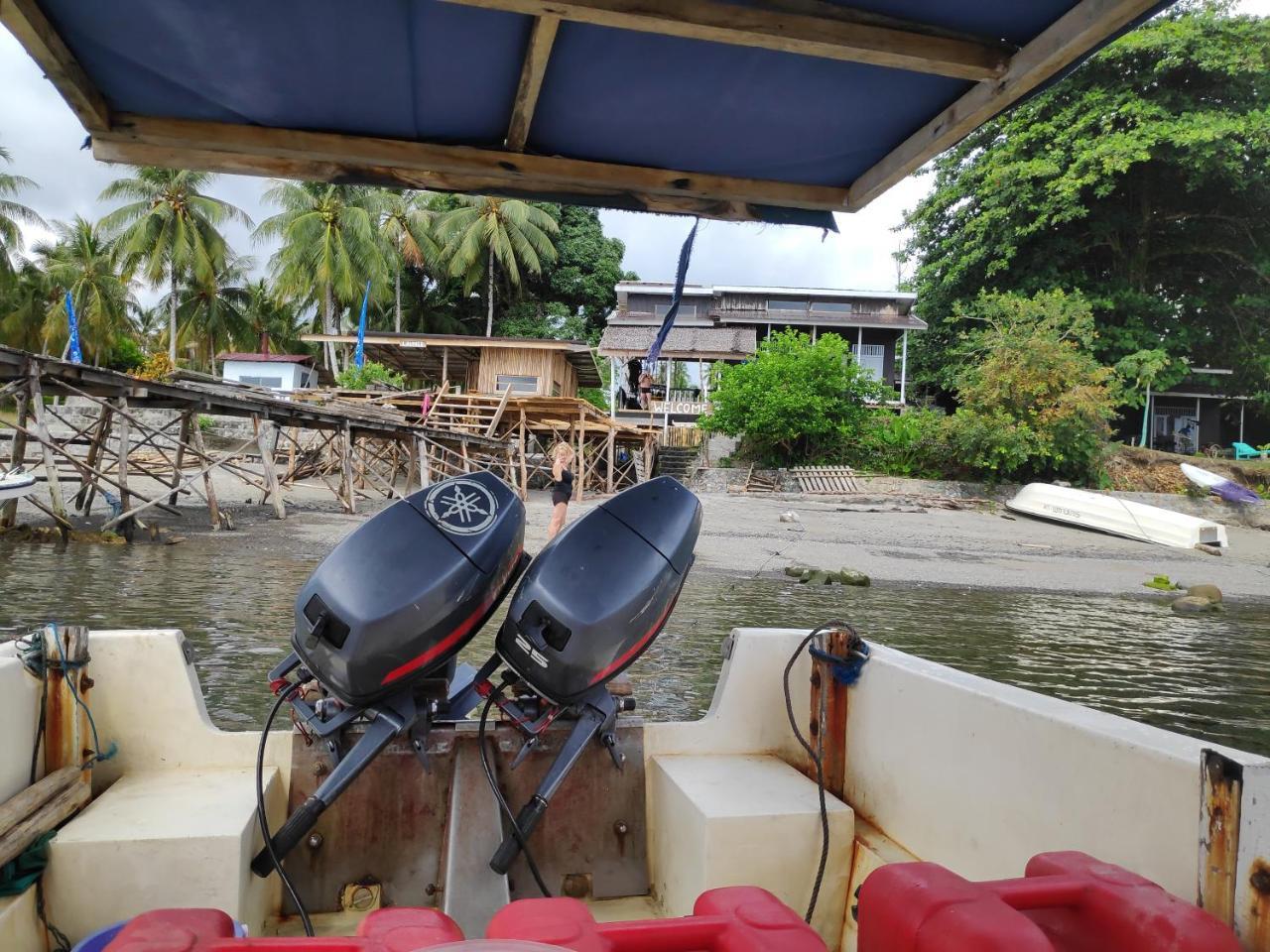Sanctum Una Una Eco Dive Resort Pulau Unauna Exteriör bild
